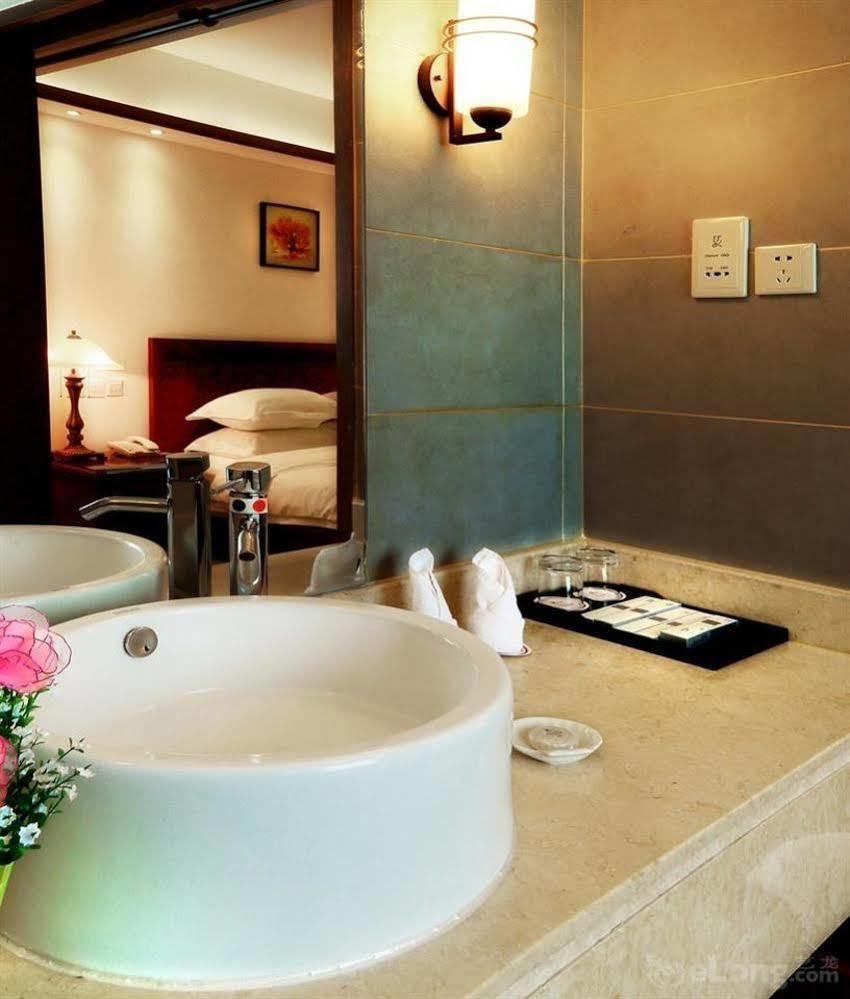 Haiyue Bay Holiday Hotel Sanya Eksteriør billede