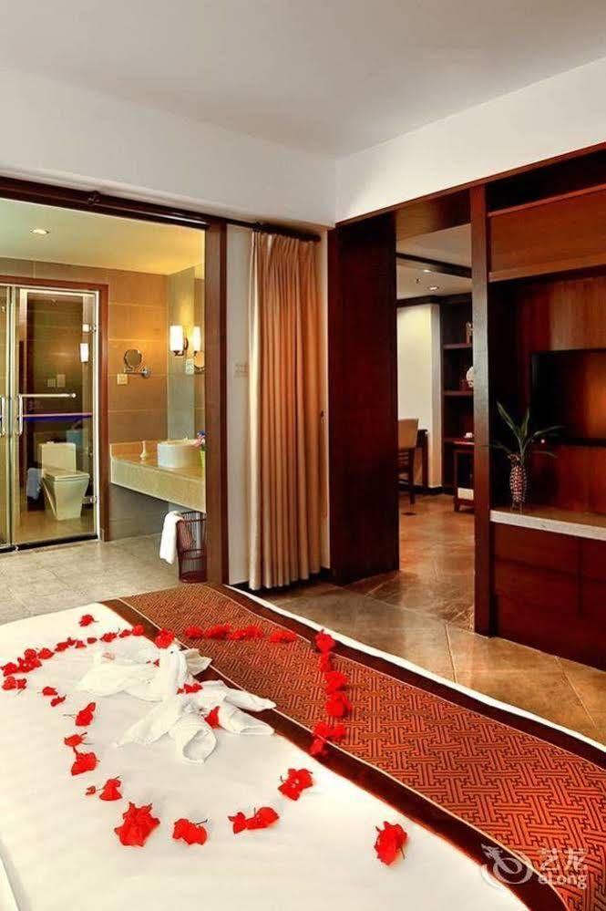 Haiyue Bay Holiday Hotel Sanya Eksteriør billede